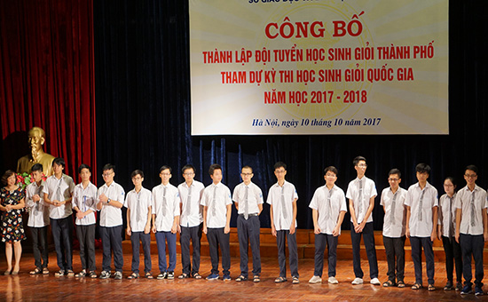 Đề thi học sinh giỏi cấp thành phố lớp 12 môn Địa có đáp án