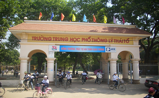 Đề thi thử THPT môn Tiếng Anh 2016 trường THPT Lý Thái Tổ