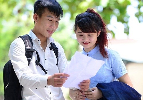 cau hoi trac nghiem ngu van 11 bai 11 huong son phong canh ca co dap an