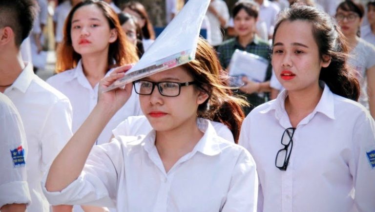 de thi hoc sinh gioi mon vat lop truong thpt thai nam hoc 2016 2017 1 768x434 1